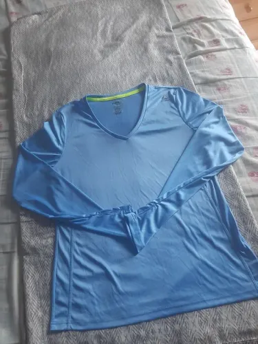 Camiseta feminina reebok G