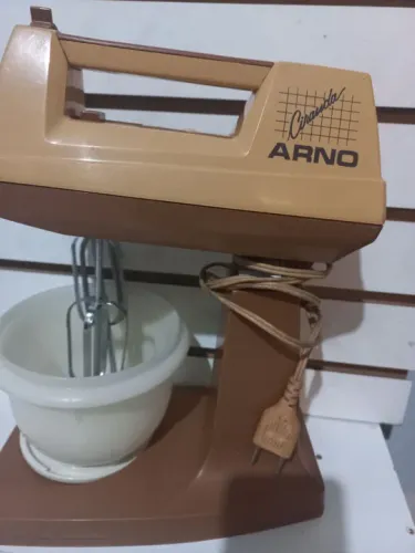 Batedeira antiga Arno Ciranda no estado 