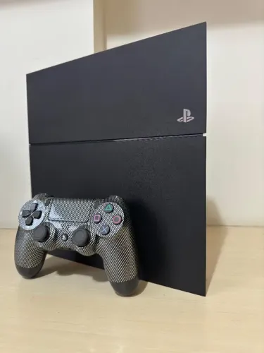 PS4 semi novo com garantia