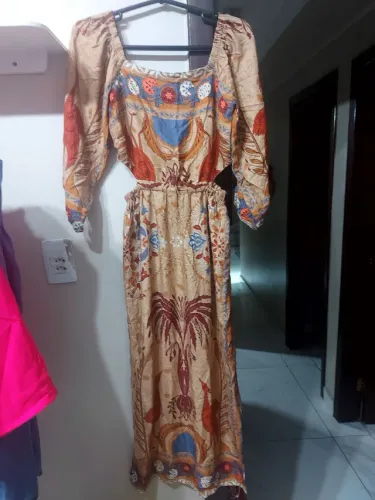 VESTIDO EM ALGODÃO 