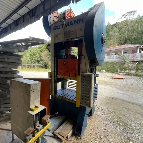 Prensa Hidráulica Industrial Gutmann