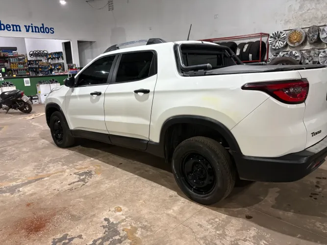 Fiat Toro Endurence 1.8 16V Flex Aut. 2020