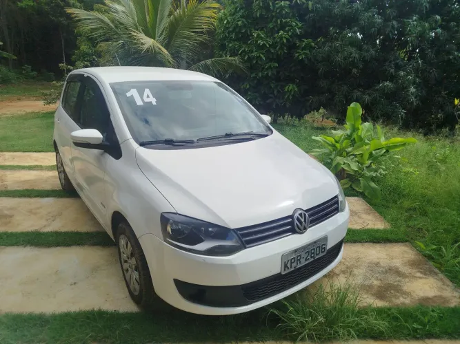 Volkswagen Fox 1.0 MI Total Flex 8V 5P 2014