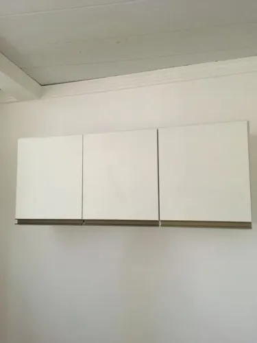 Armário 3 portas 100% MDF  