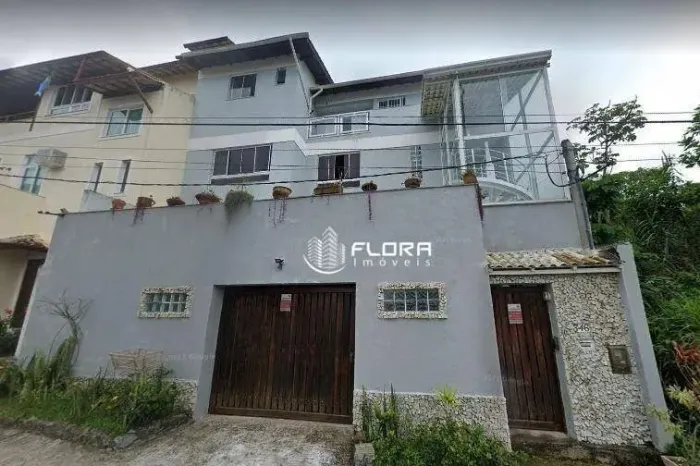 Casa com 4 dormitórios à venda, 262 m² por R$ 1.800.000,00 - Camboinhas - Niterói/RJ