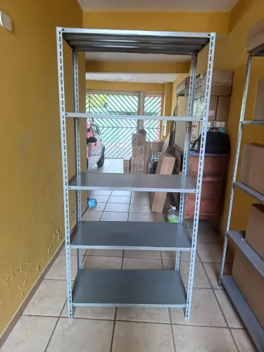 Prateleira de aço para comércio industrial.( novas nas caixas )