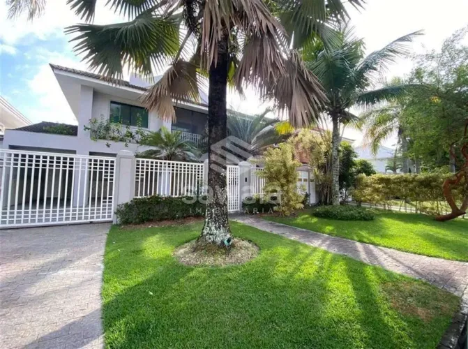 Casa à venda com 660,00m² e 4 quartos em Barra da Tijuca, Rio de Janeiro - RJ