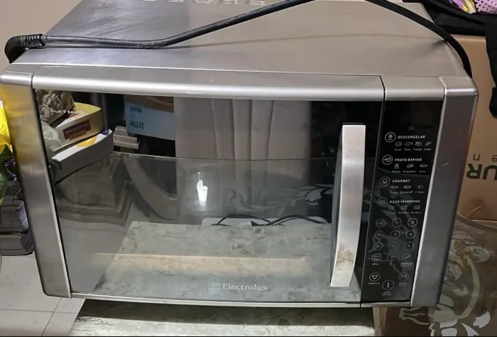 Microondas Electrolux 31 litros inox 