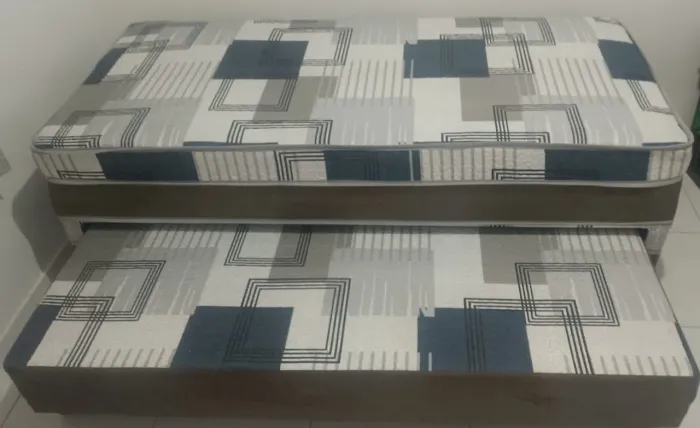 Cama solteiro com Cama auxiliar - Molas Bonnel Novas