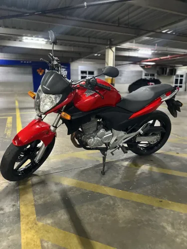 Cb 300 2010