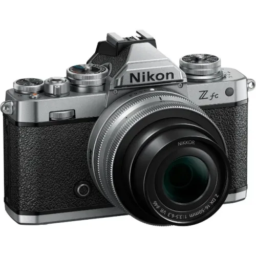 Câmera Digital Nikon Z FC 20.9MP 3.0" Lente 16-50MM - Nova na caixa!