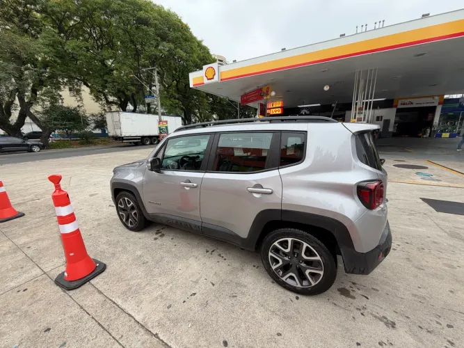 Jeep Renegade Longitude 1.8 4X2 Flex 16V Aut. 2021