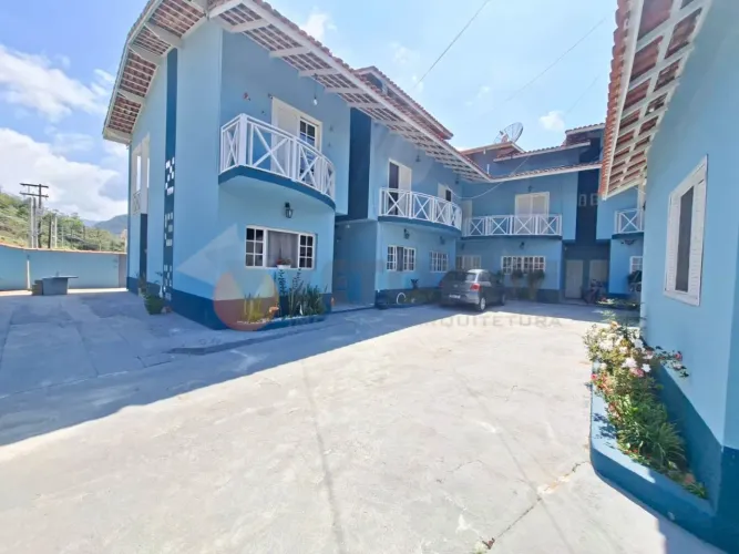 Sobrado com 2 dormitórios para alugar, 89 m² por R$ 2.800/mês - Prainha - Caraguatatuba/SP