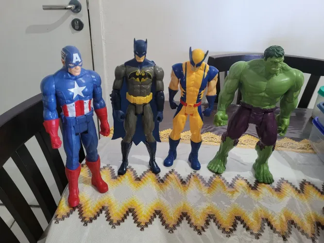 Bonecos da Marvel