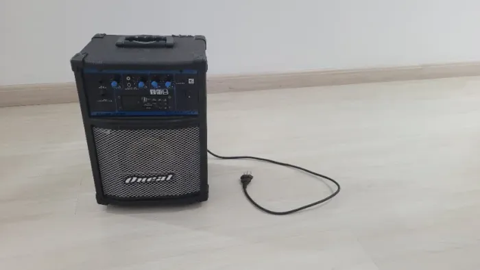 Amplificador O'Neal com controle remoto aceito troca por discos de vinil - LP