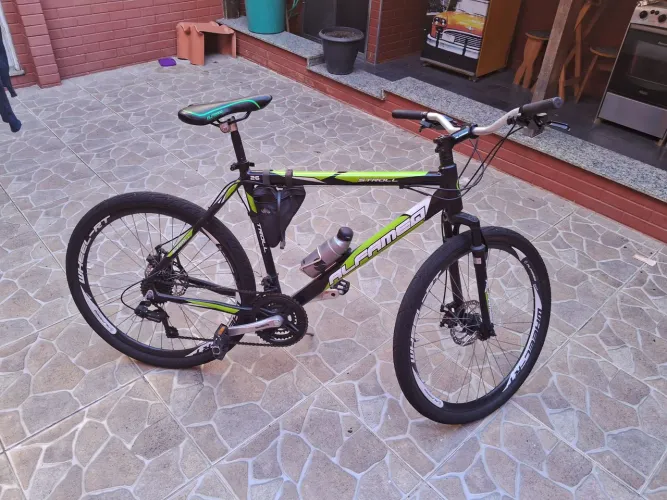 Bicicleta Alfameq em alumínio 21v