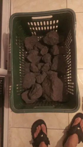 Minério de  manganes  tenho 50 k quero 20 reais por quilo