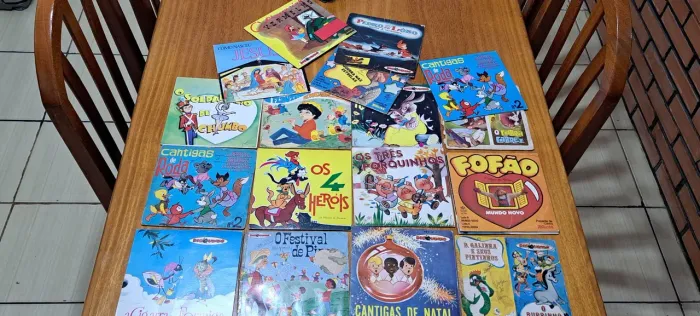 LOTE - DISCOS VINIL HISTÓRINHAS DIVERSAS