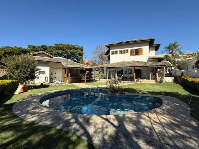 Casa à venda no Condomínio Vista Alegre  Sede em Vinhedo - SP