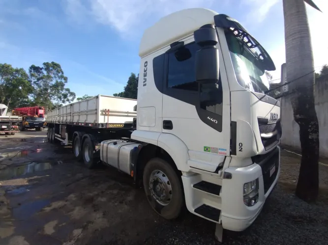 Iveco/stralis 600s44t (cavalo e reboque) 12,5 metros