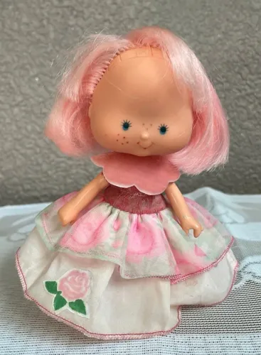 Boneca moranguinho customizada