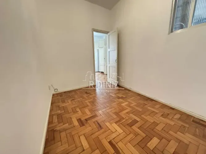 Botafogo. Quarto e sala.