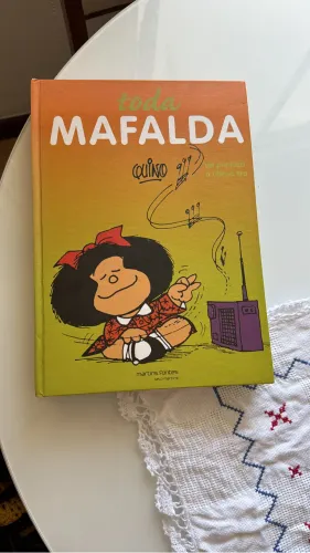 Malfada livro