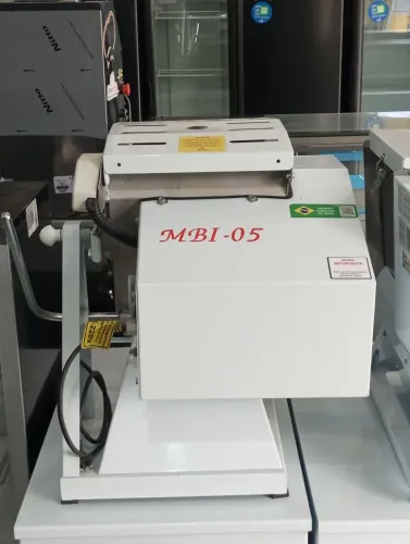 NZ. Amassadeira semi rápida 5 kg com basculante G-paniz 