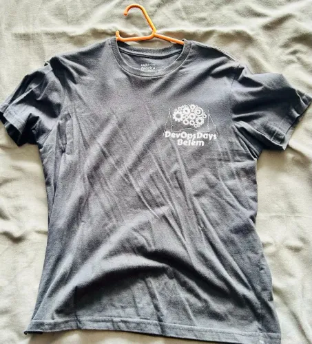 Camisas gola redonda importadas