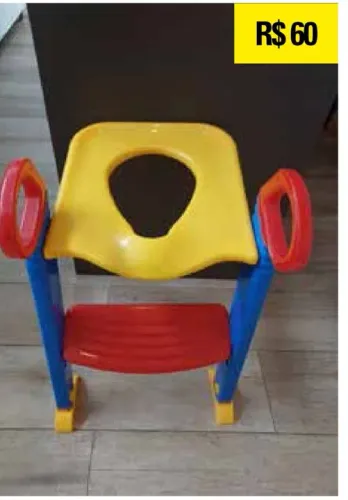 Banquinho Infantil com Vaso Sanitário - R$ 60