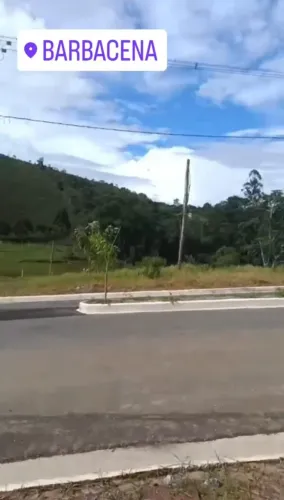 Lote de esquina de 361 metros no Coração do bairro São José, em Frente a uma linda Lagoa