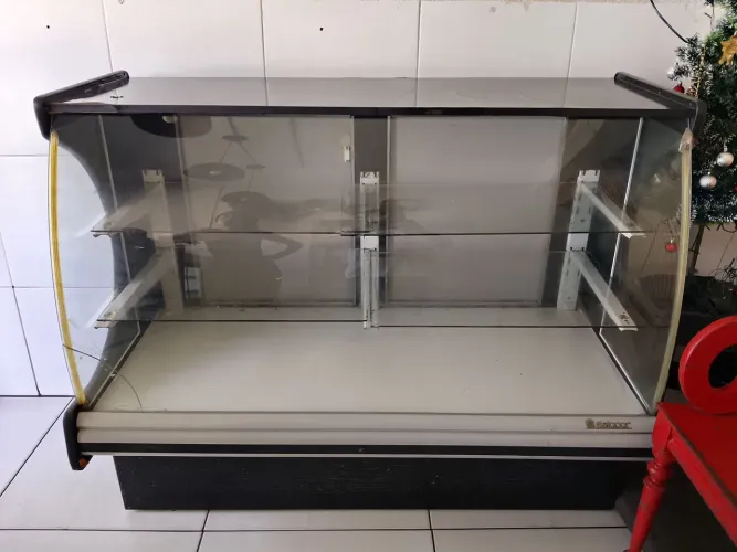 Balcão expositor neutro 