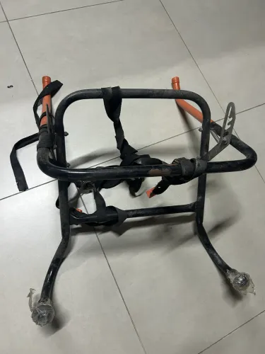 Vendo suport para bicicleta em carro