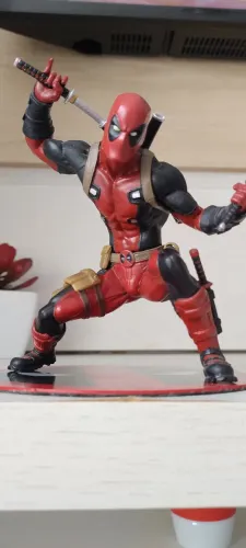 Estátua Deadpool - Kotobukiya MARVEL NOW!