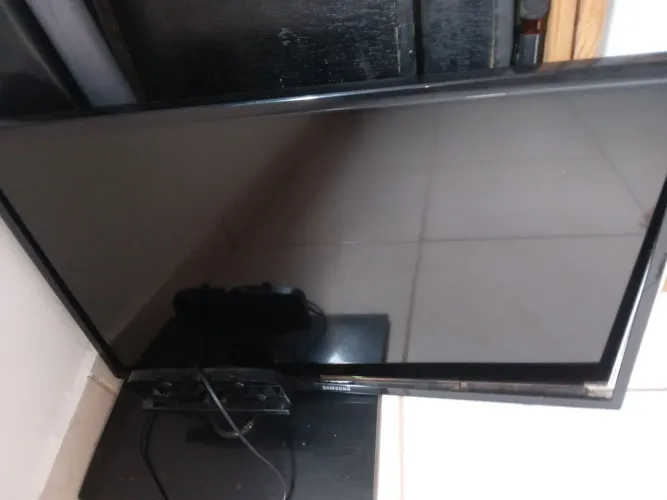 TV Samsung 32" para conserto!