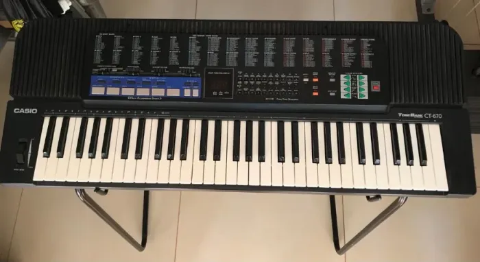 Teclado CASIO CT 670