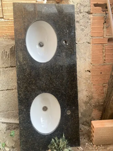 Pia de banheiro 2 bocais