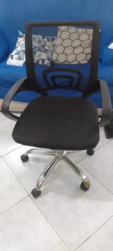 Cadeira de Escritório Ergonômica - Conforto e Estilo!