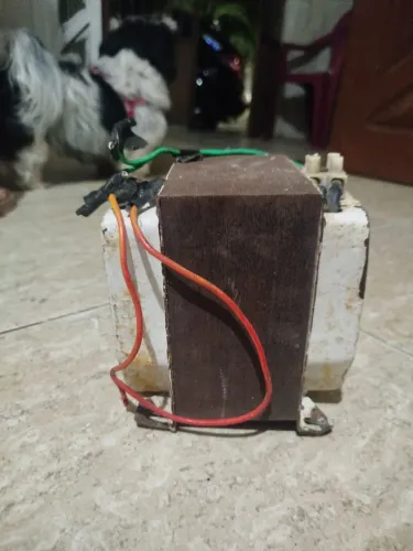 Vendo transformador 110v e 220v