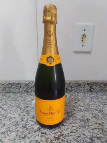 Champagne Gelado - Veuve Clicquot Brut