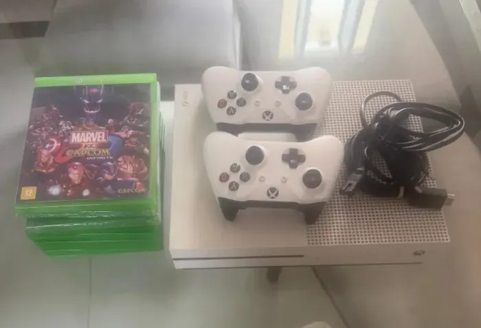 ? XBOX ONE S 500GB - COMPLETO + 2 CONTROLES + 9 JOGOS + JOGOS DIGITAIS ?