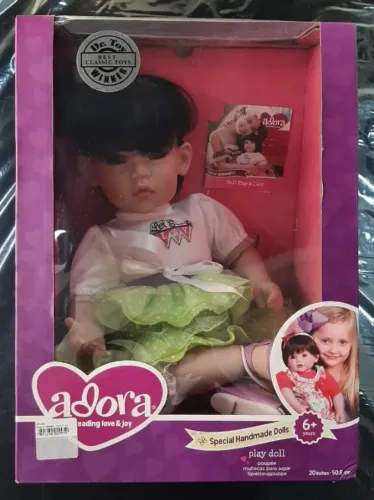 Boneca Adora Doll