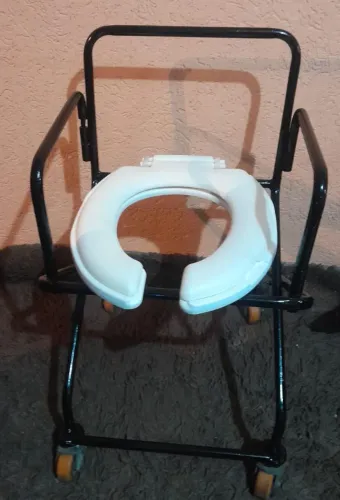 Cadeira de banho dobrável 