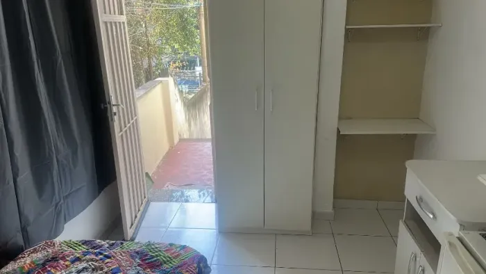 KITNET EM VILA ISABEL MOBILIADA