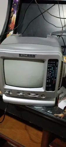 Televisão P/B 5" RETRÔ