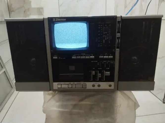 Vintage Rádio gravadora Televisión Emerson (Usado)