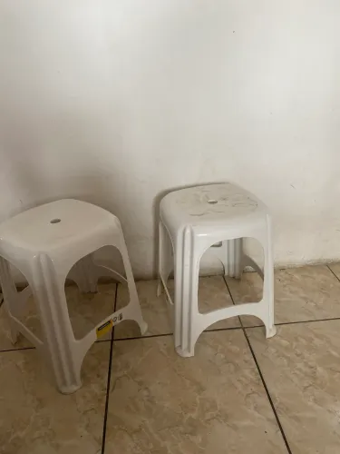 Banco de plástico 