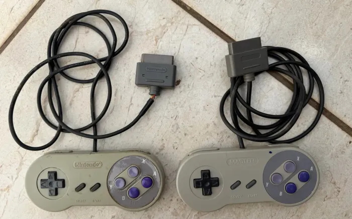 2 Controle Super Nintendo sem funcionar sem garantia