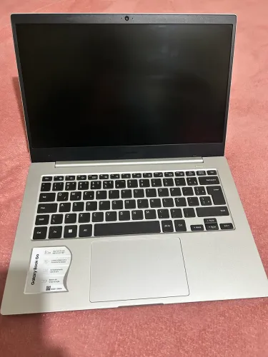 Estou vendendo netbook 1200 Samsung pouco usado