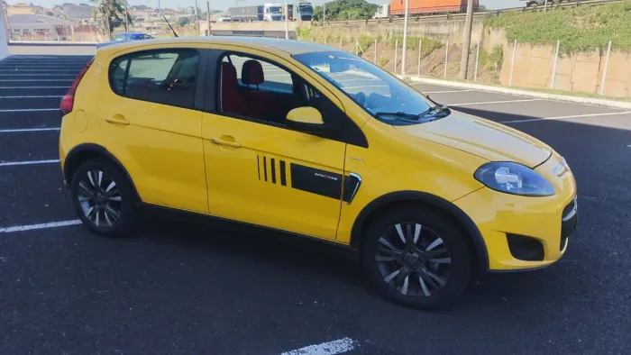 Fiat Palio Sporting Dualogic 1.6 Flex 16V 5P 2013